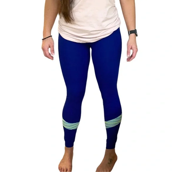 EUC Under Armour Size Med - Picture 4 of 5